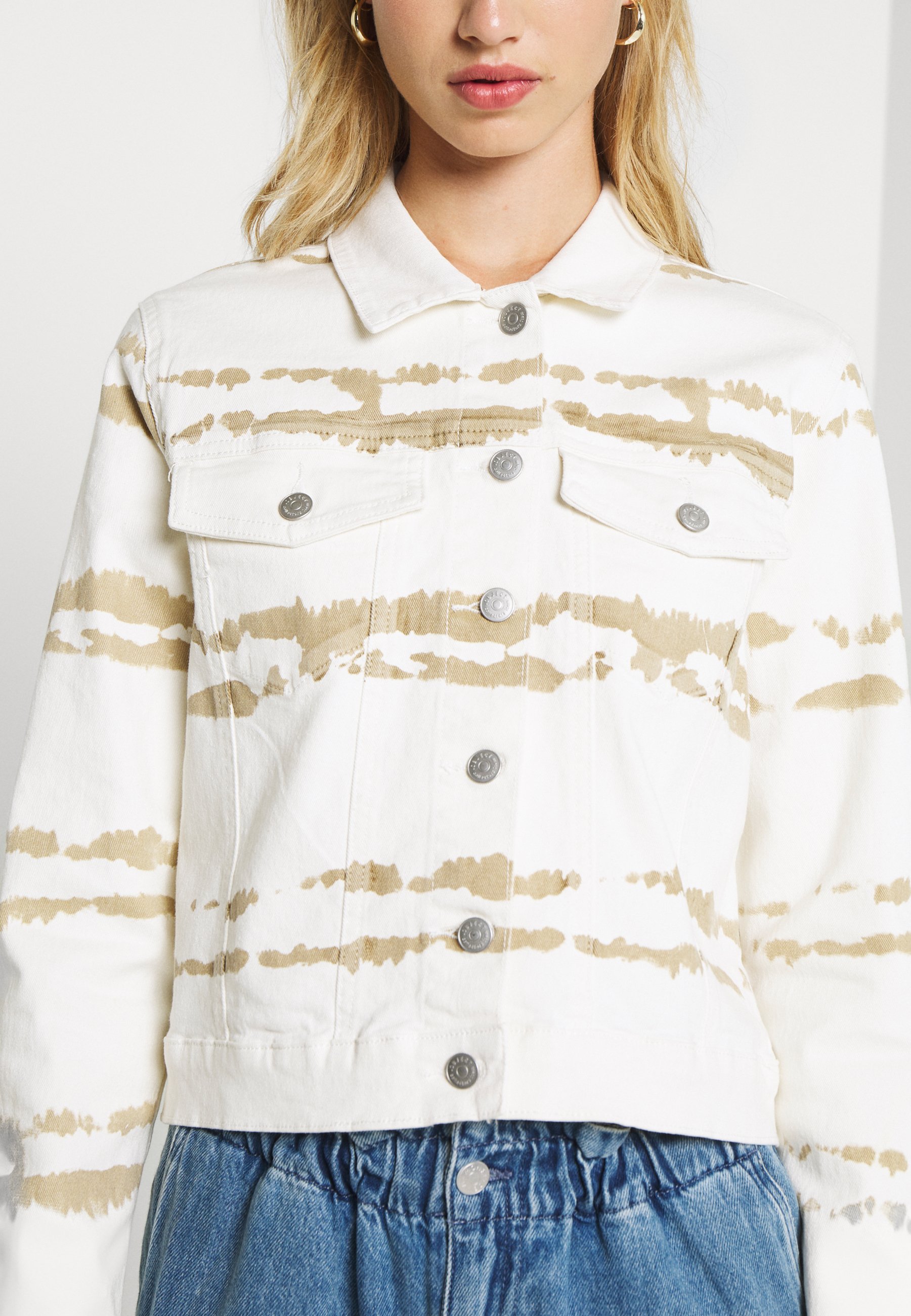 Object OBJSTACEY JACKET Jeansjakke cloud dancerincense Object OBJSTACEY JACKET - Jeansjakke - cloud dancer/incense