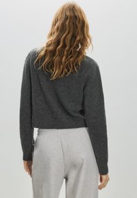 PULL&BEAR BUTTON - Kardigán - dark grey