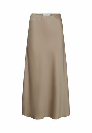 Gonna maxi in satin beige con una texture liscia, forma fluida e una leggera lucentezza. Presenta una vita con un piccolo cartellino in cima.