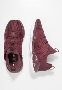 Puma Scarpe da allenamento - dark red