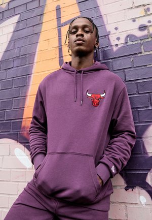 NBA CHICAGO BULLS LEAGUE ESSENTIALS HOODIE - Equipación de clubes - purple