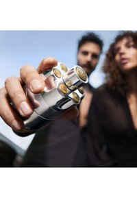 Azzaro Parfums WANTED EDP SET - EAU DE PARFUM SPRAY 100 ML + TRAVEL SPRAY 10 ML + SHOWER GEL 75 ML - Skincare set