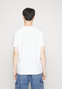 GAP Camiseta estampada - white