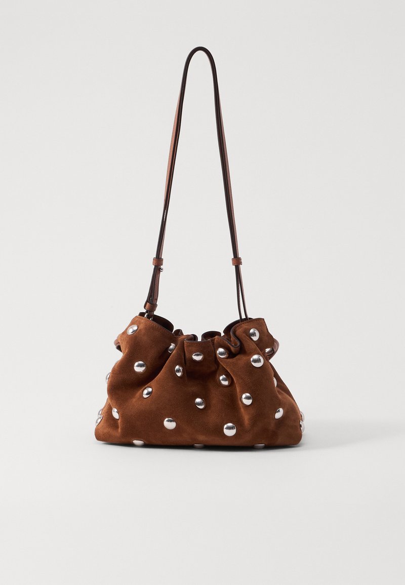 Stuart Weitzman MIA MINI STUD BAG - Mala a tiracolo - fox