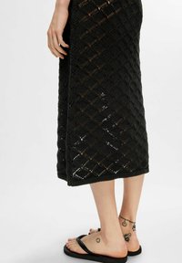Selected Femme Pletené šaty - black