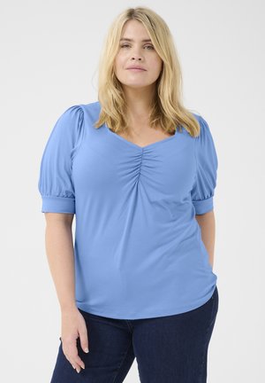Top blu corto a maniche corte con scollo a V e dettagli arricciati sul davanti. Realizzato in tessuto morbido, ha una forma aderente e orli delle maniche elastici.