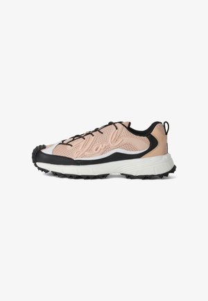 KARL LAGERFELD, ORION TRAIL LOW TOP LACE - Tenisky - black pink