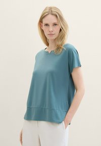 TOM TAILOR MIX CREW NECK - Tričko s potlačou - sea pine green