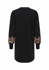 Černý dlouhý rukáv s květinovou výšivkou na rukávech v odstínech růžové, fialové a zlaté. Volný střih a kulatý výstřih.