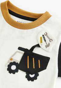 Next SHORT SLEEVE POCKET - Triko s potiskem - white