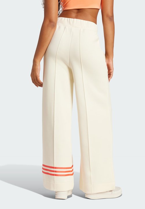 adidas ADICOLOR NEUCLASSICS TRACK WIDE - Tracksuit bottoms - cream white real coral — photo 2