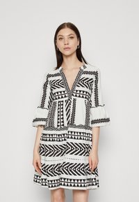 Vero Moda DICTHE 3/4  - Dnevna haljina - snow white/ibiza black