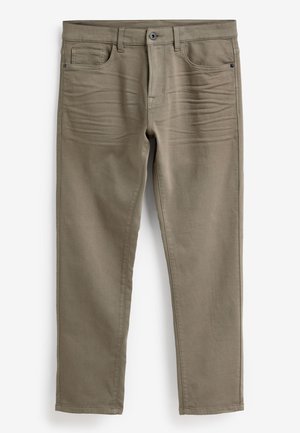 Pantaloni din bumbac de culoare verde măsliniu cu o textură netedă. Dispune de cinci buzunare, închidere cu buton și cute frontale subtile. Design cu picioare drepte.