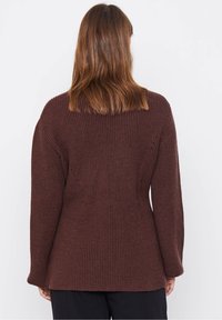 Soft Rebels Pusero - brown