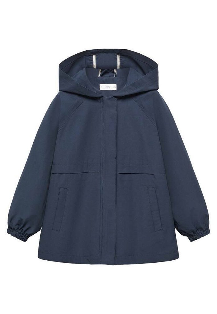 Granatowa bluza z kapturem, z długimi rękawami, elastycznymi mankietami, przednimi kieszeniami oraz ukrytym zapięciem na zamek i zatrzask.