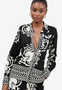 Hemdbluse - black white