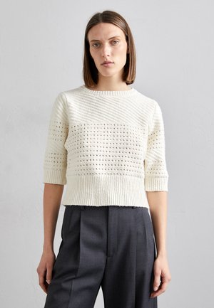 TEXTURED TEE - Strikkegenser - tristan