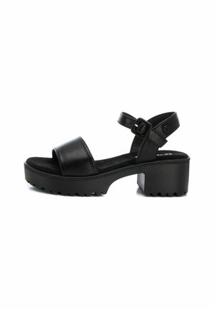 Sandalias con plataforma - black