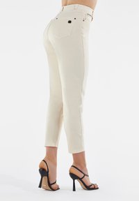 Freddy 7/8 VITA ALTA NAVETTA  - Pantalones - macadamia