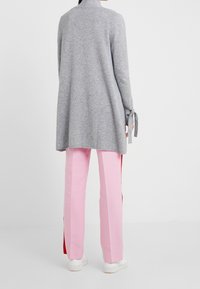 FTC Cashmere Cardigan - grey