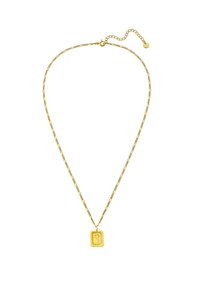 Zelta tonis kulons ar strukturētu ķēdi un taisnstūra piekariņu, kurā ir iegravēts saules dizains, demonstrējot smalkas detaļas un spožumu.