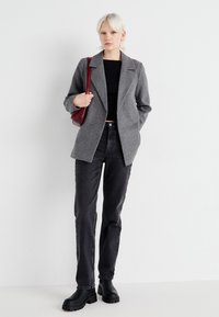 ONLY ONLALVILDA LIFE SHORT WRAP COAT - Puspaltis - medium grey melange
