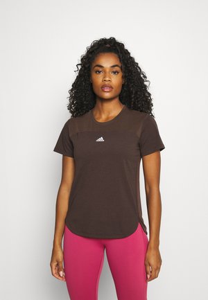 AEROREADY TEE - T-shirts - brown