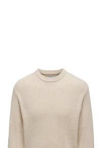 Maglione beige a costine con collo rotondo, caratterizzato da un tessuto testurizzato e maniche lunghe, ideale per essere indossato a strati durante il clima più fresco.