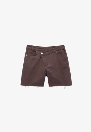 Braune Baumwollshorts mit ausgefranstem Saum, diagonalem Taschen-Design, goldenen Beschlägen und traditionellen Gürtelschlaufen.