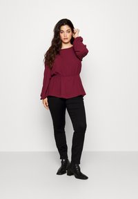 ONLY Carmakoma CARAUGUSTA HW SK ANK CORSAGE PIMBOX - Jeans Skinny Fit ...