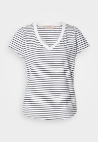 Δεν επιλέχθηκε, salute navy