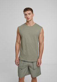 Urban Classics OPEN EDGE SLEEVELESS - Top - paleolive