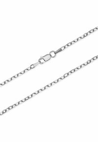 Collana in argento con maglie ovali e chiusura a moschettone. Texture liscia, larghezza uniforme e finitura lucida.