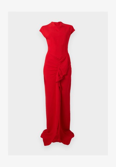 Vestido largo rojo hasta el suelo, sin mangas, con cuello alto y detalle de volante asimétrico recogido en la cintura y apertura frontal.