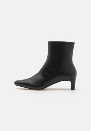 RAID, Stiefelette - black