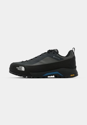 The North Face VERTO ALPINE GORE TEX - Chaussures de marche - asphalt grey/tnf black
