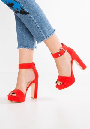 Højhælede sandaletter / Højhælede sandaler - red