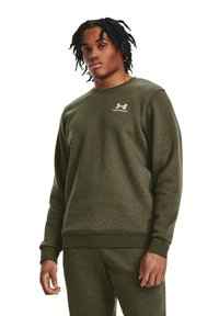 Olijfgroene sweatshirt met lange mouwen en ronde hals, voorzien van een textuurstof en een klein wit Under Armour-logo op de borst.