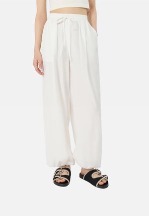 Weekend Max Mara WKIBELLICO - Pantaloni - white