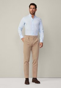 Hackett London ESS GMT DYED - Overhemd - sky blue