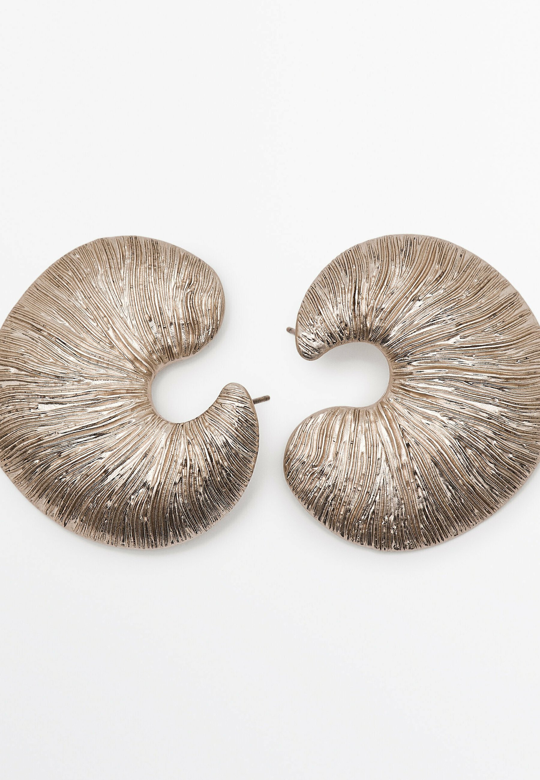 ★ Massimo Dutti★ fossil hoop earrings 04605580808 Massimo Dutti FOSSIL HOOP - Earrings - silver coloured