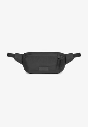 Marsupio in nylon nero con una texture liscia, chiusura con zip e due zip pull. Presenta una patch con logo sul davanti e spallacci regolabili.