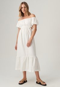 ST MRLO RAINIE - Dnevna obleka - white