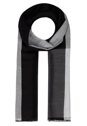Sort, mørkegråt og lysegråt firkantet farveblok halstørklæde med frynser, foldet i en løkke mod en hvid baggrund.