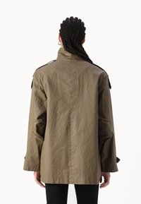 YAS Parkas - dark green