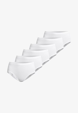 Białe bawełniane majtki w opakowaniu po sześć sztuk, o gładkiej fakturze, z elastycznym pasem i klasycznym krojem. Bez wzorów i ozdób.