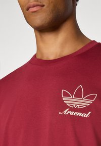 adidas Originals ARSENAL FC ICON bordowy