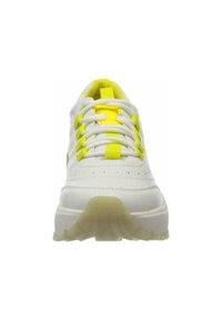 s.Oliver Trainers - whiteyellow
