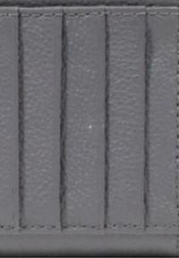 Furla GOCCIA M CARD CASE - Portafoglio - grey