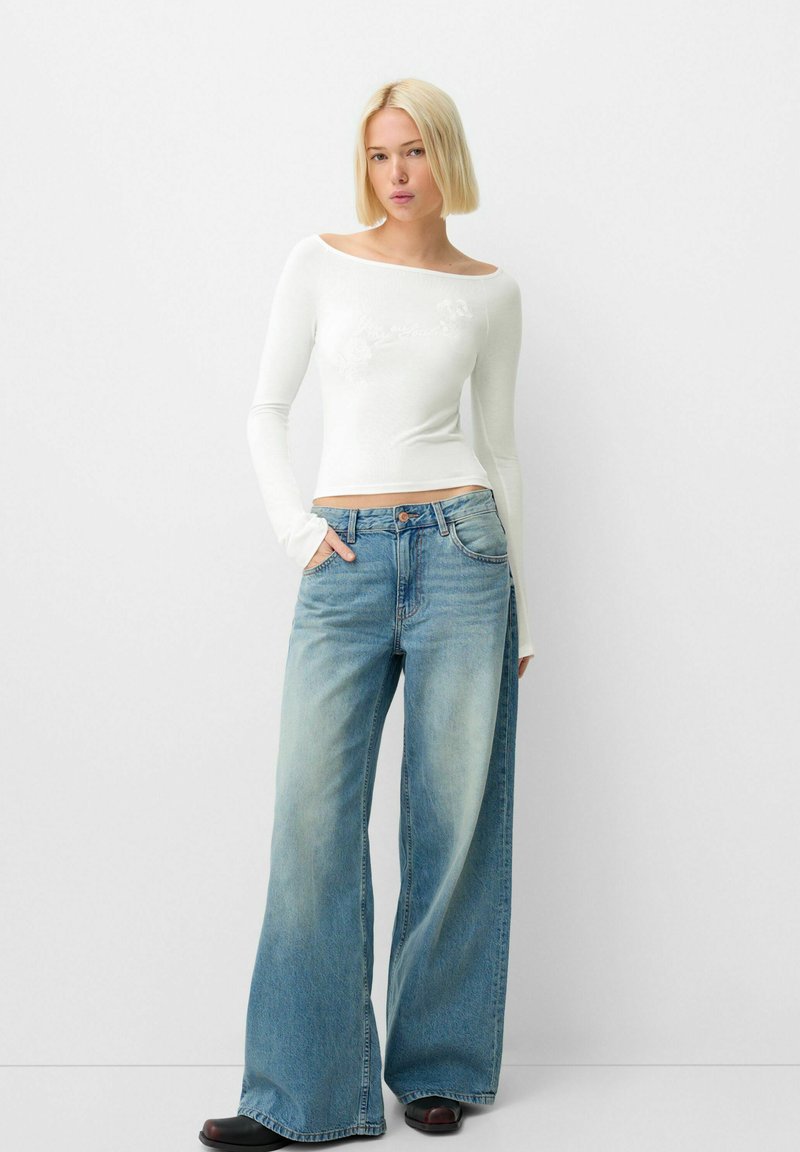 Bershka Longsleeve wit